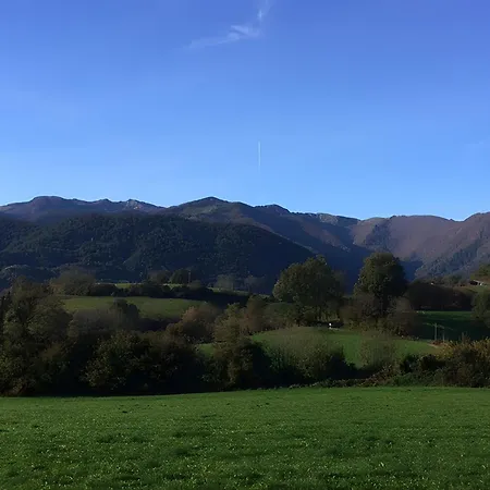 Сasa de vacaciones Bergerie Avec Vue Pyrénées Peyrouse